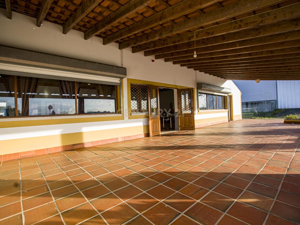 Quinta Para venda em S. Pedro De Tomar com Apartamento T3, Café/Restaurante e espaço para Casamentos. - Image 5