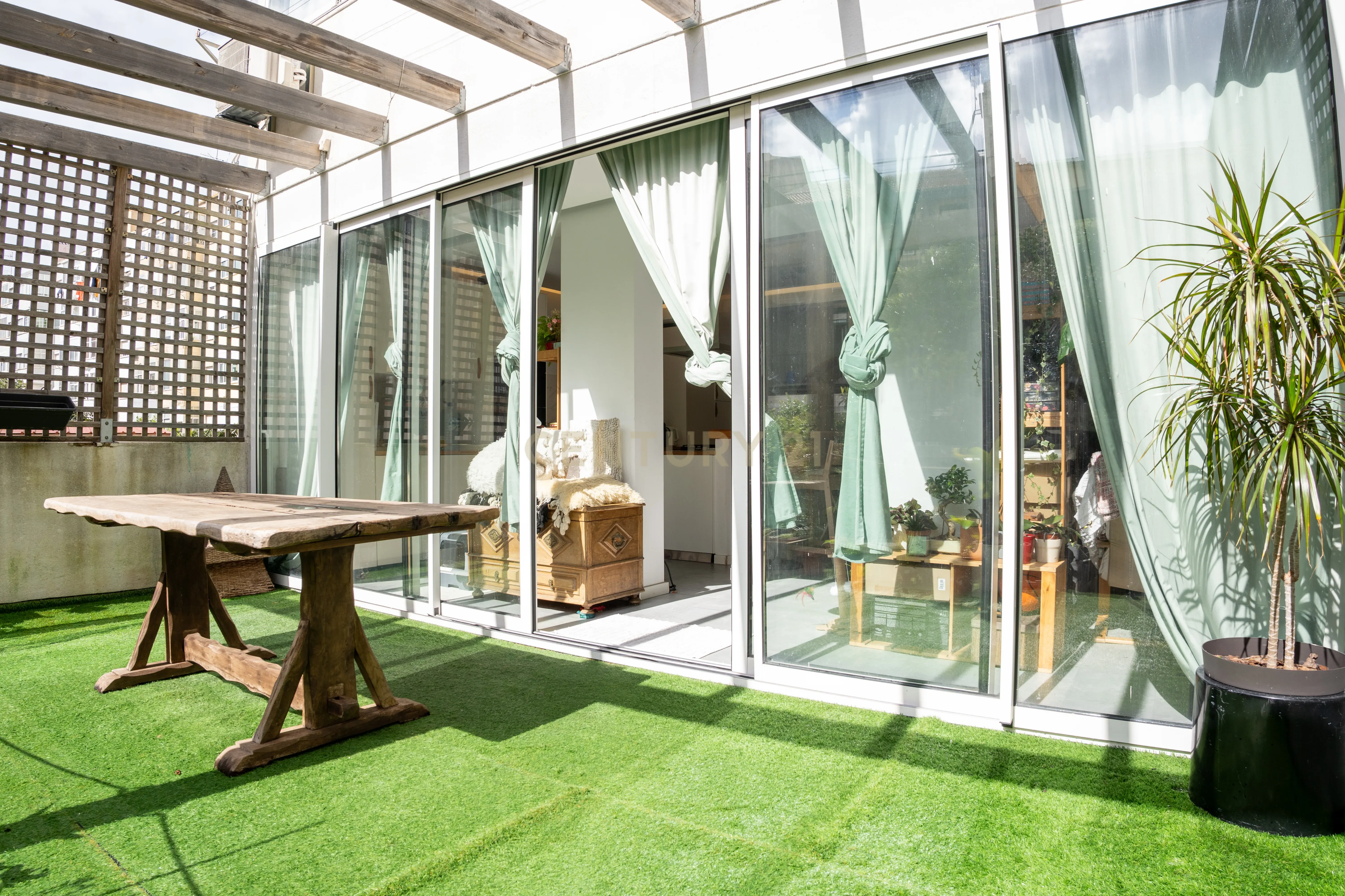 Apartamento T3 Renovado em São Domingos de Benfica – Conforto e Funcionalidade - Image 39