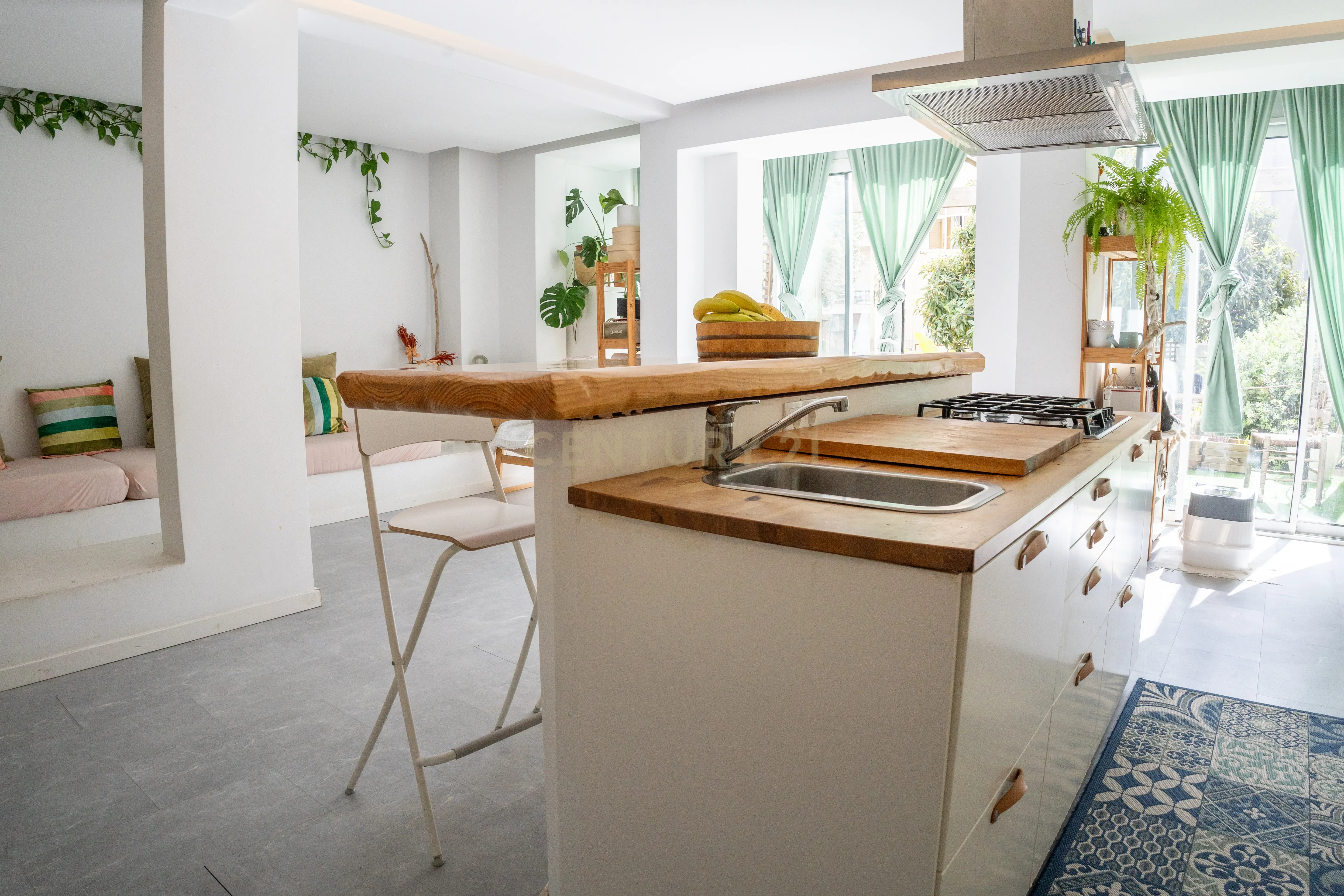 Apartamento T3 Renovado em São Domingos de Benfica – Conforto e Funcionalidade - Image 34