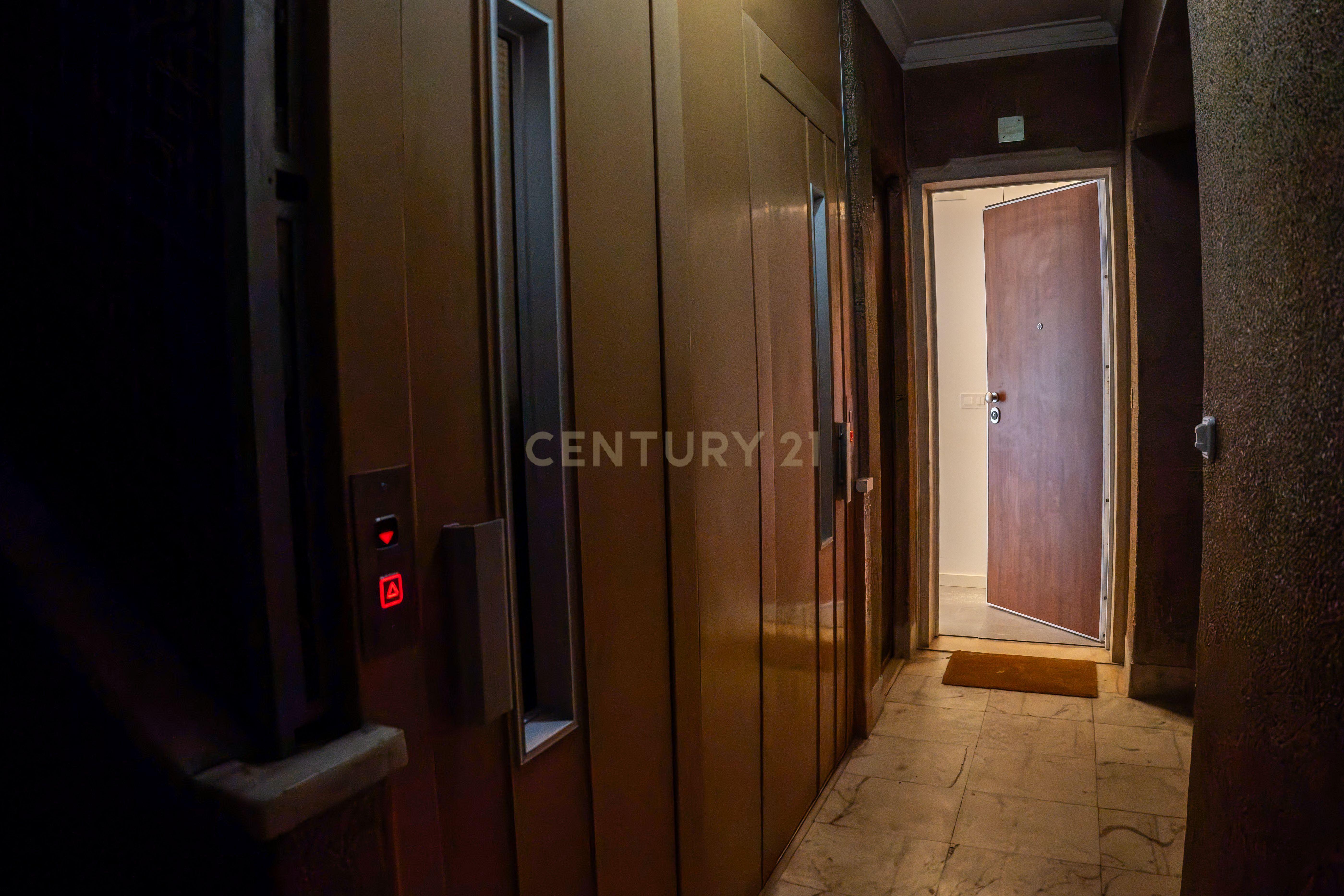 Apartamento T3 Renovado em São Domingos de Benfica – Conforto e Funcionalidade - Image 28