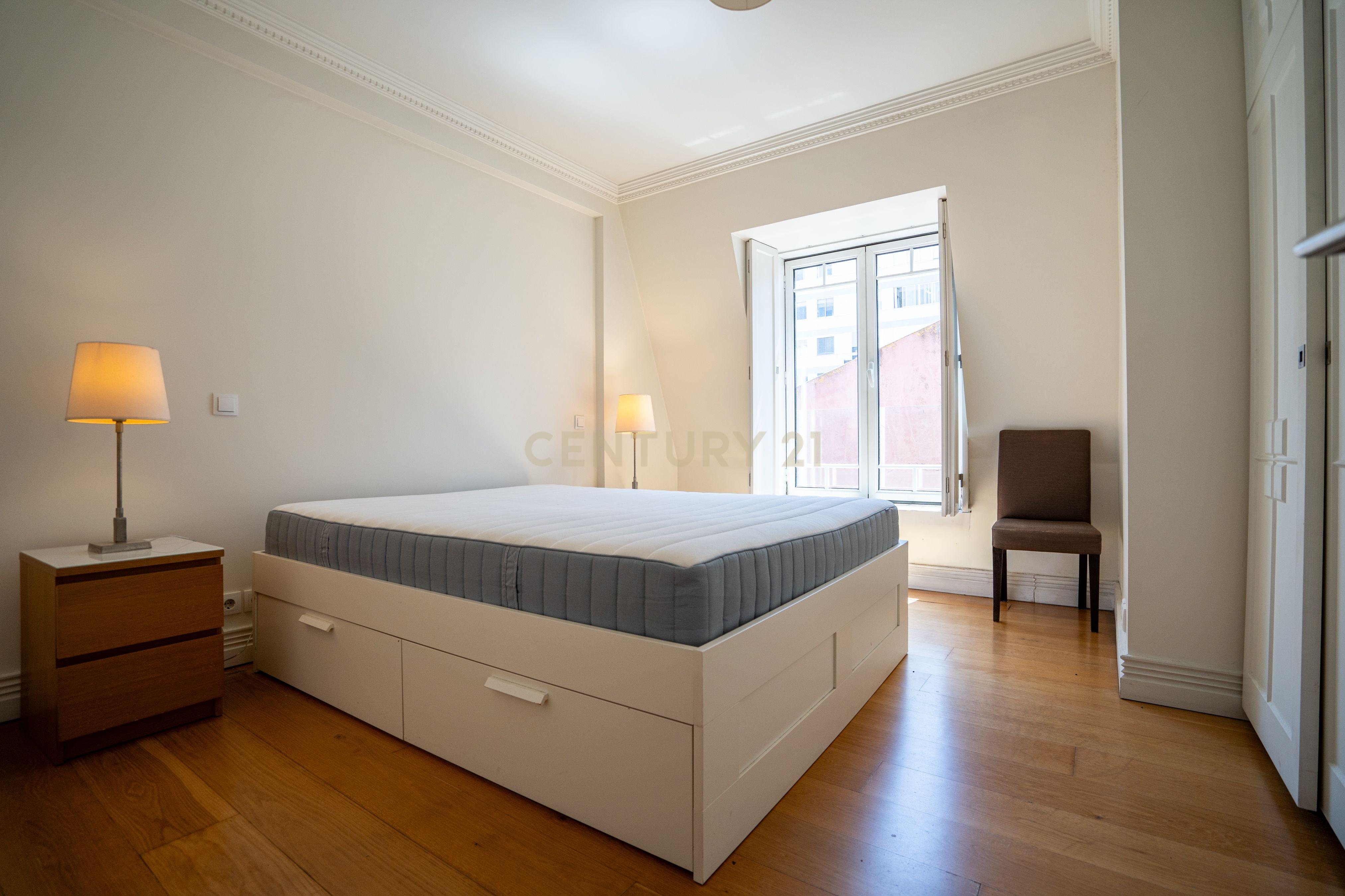 Fotografia 9 de Apartamento T1 Moderno nas Avenidas Novas, Lisboa mobilado, com ar condicionado e garagem