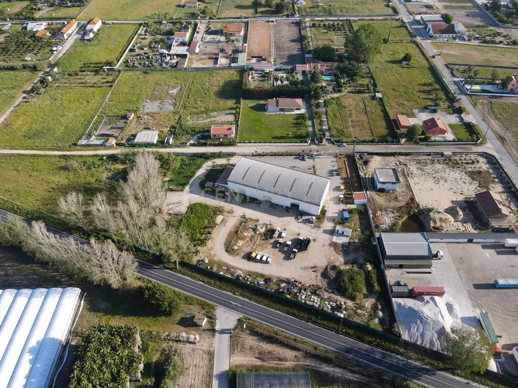 Moradia/Armazém em lote de 10280m2 em Alcochete - Image 77