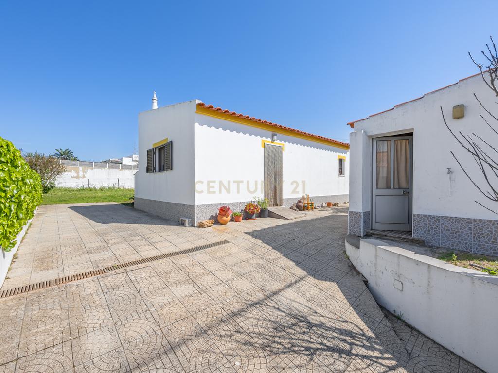 OPORTUNIDADE - DUAS MORADIAS EM SAGRES - Image 5