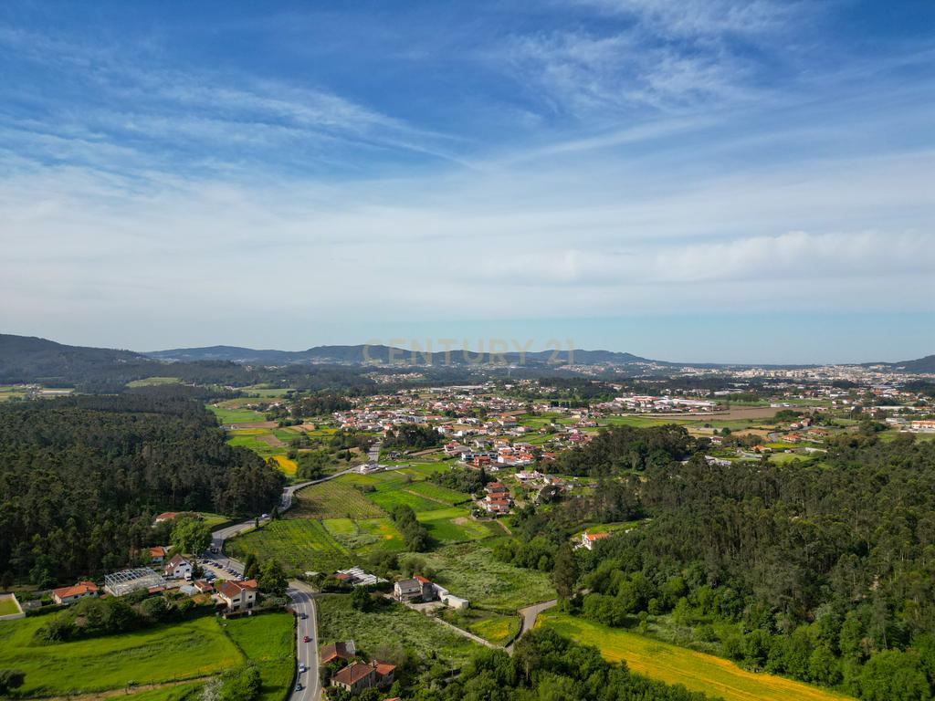 Armazem industrial com logradouro - Image 2