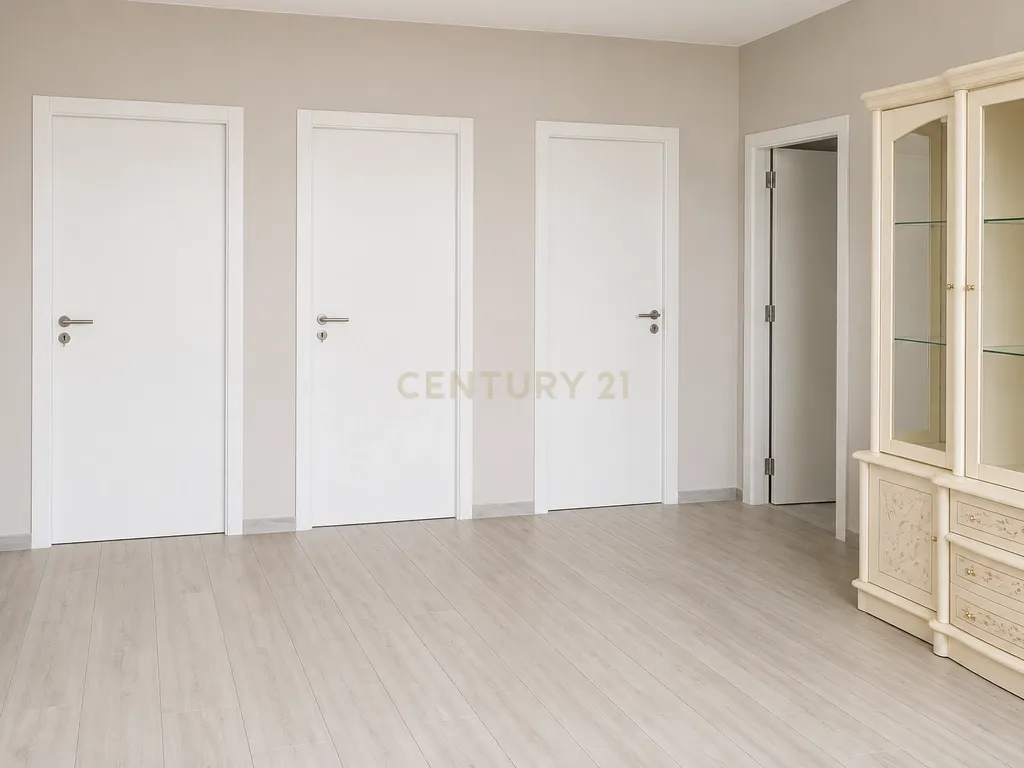ESPAÇO COMERCIAL TOTALMENTE REMODELADO | PRONTO A RECEBER O SEU NEGÓCIO - Image 9
