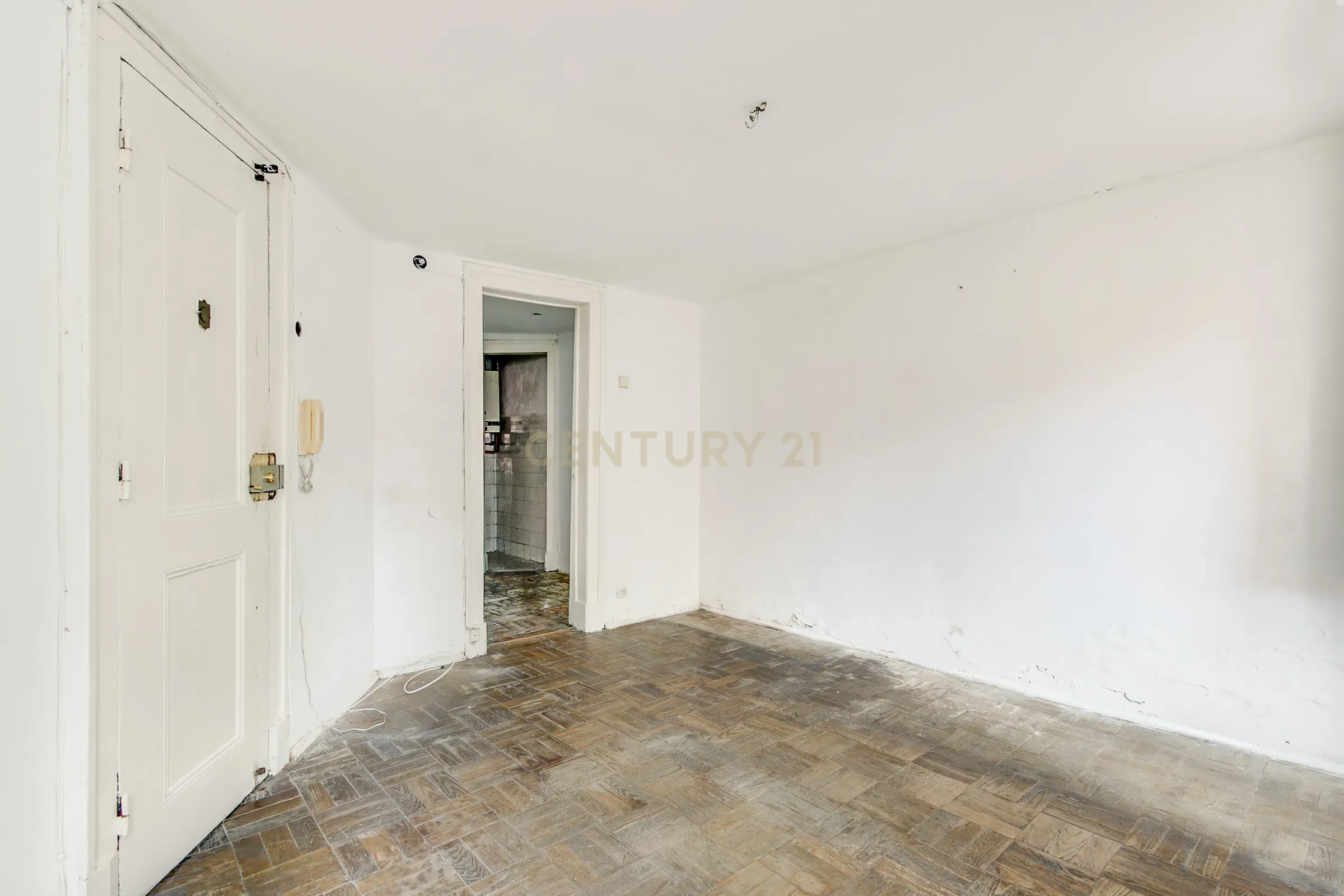 Apartamento no Coração do Príncipe Real – Lisboa - Image 4