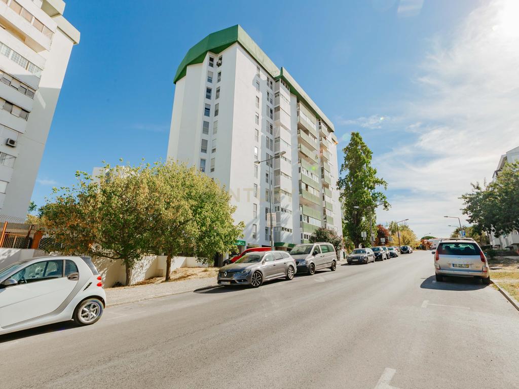Apartamento T3 à Venda – Olivais, Rua Cidade da Beira - Image 53