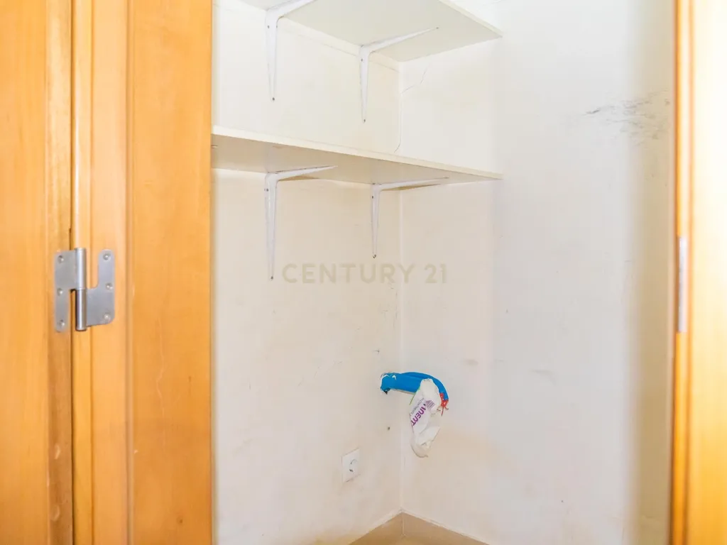 Apartamento T2, com Parqueamento, em Brejos de Azeitão - Image 7