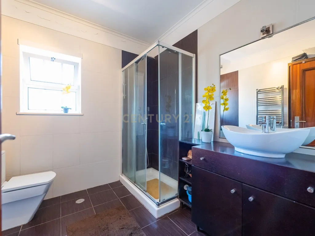 Moradia T4 com piscina | Cascais - Image 71