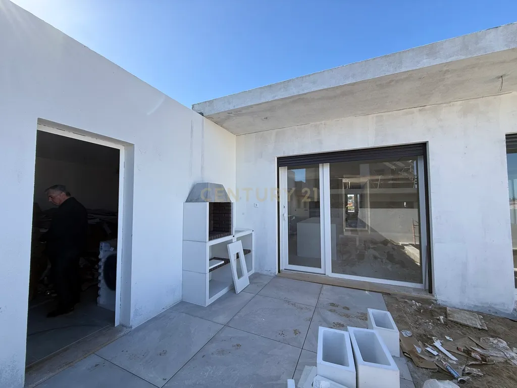 Moderna Moradia T3 em Azeitão, Setúbal - Em Construção - Image 24
