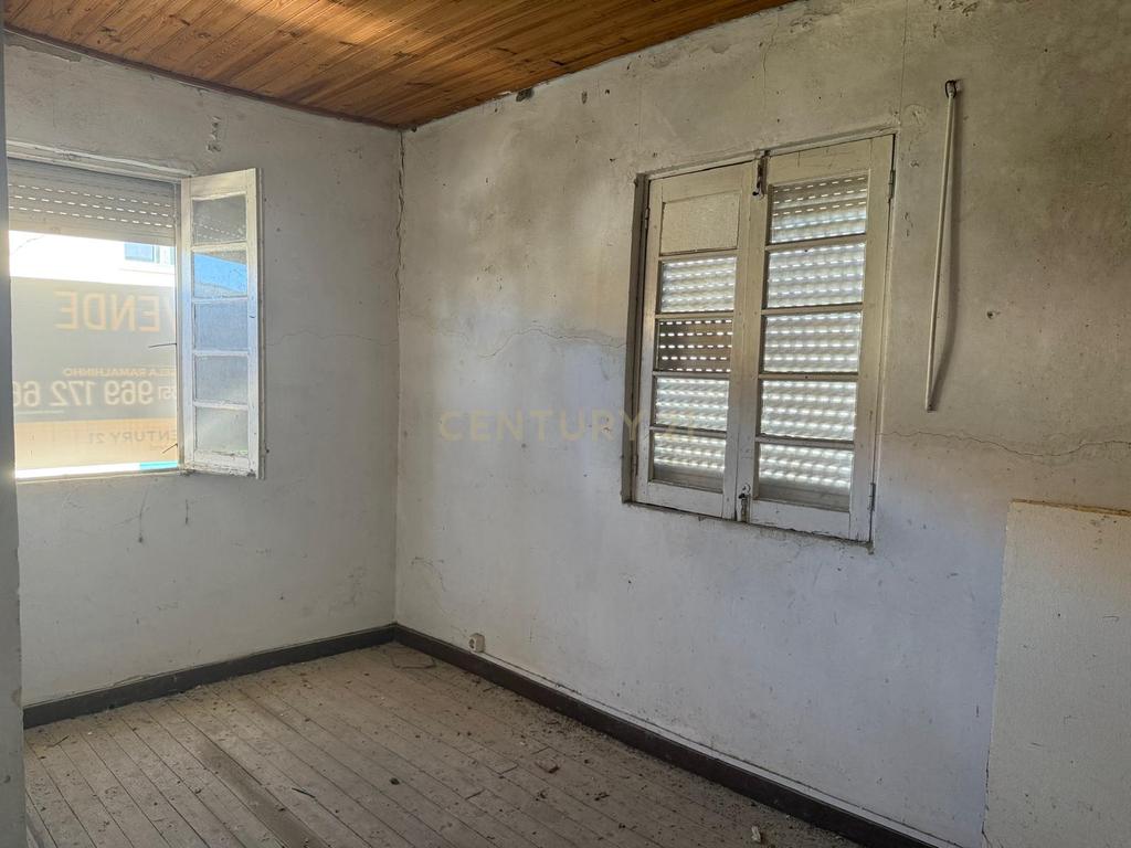 Moradia T1, Tinalhas, Castelo Branco - Image 13