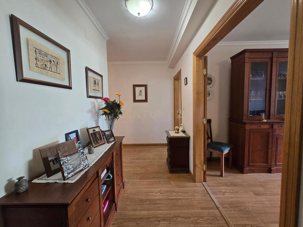 Apartamento T3 + 1 em Bragança - Image 2