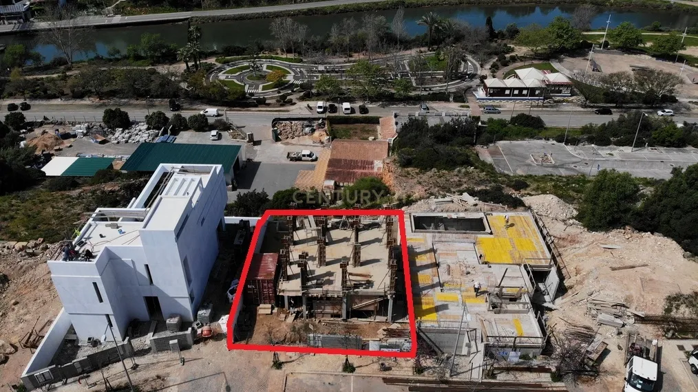 Moradia T3 com piscina em construção - Image 18
