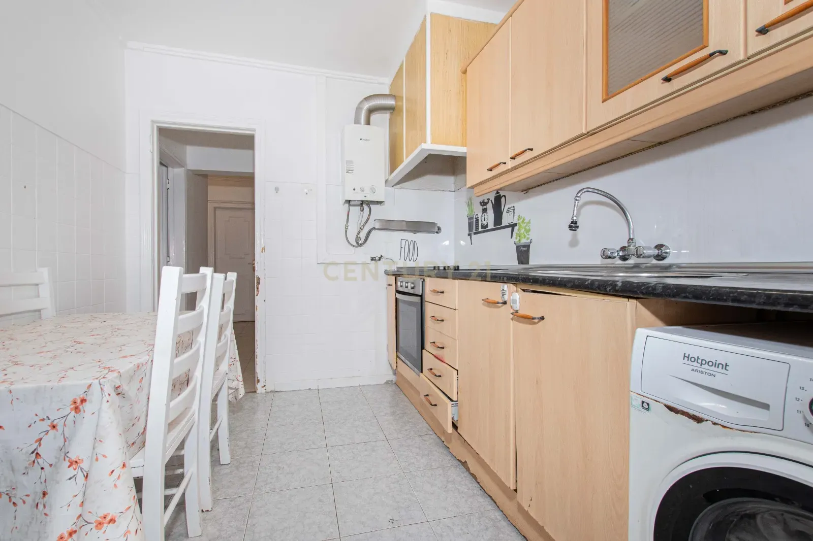 Apartamento T2/cave em Sintra: Conforto e Acessibilidade  - Image 9