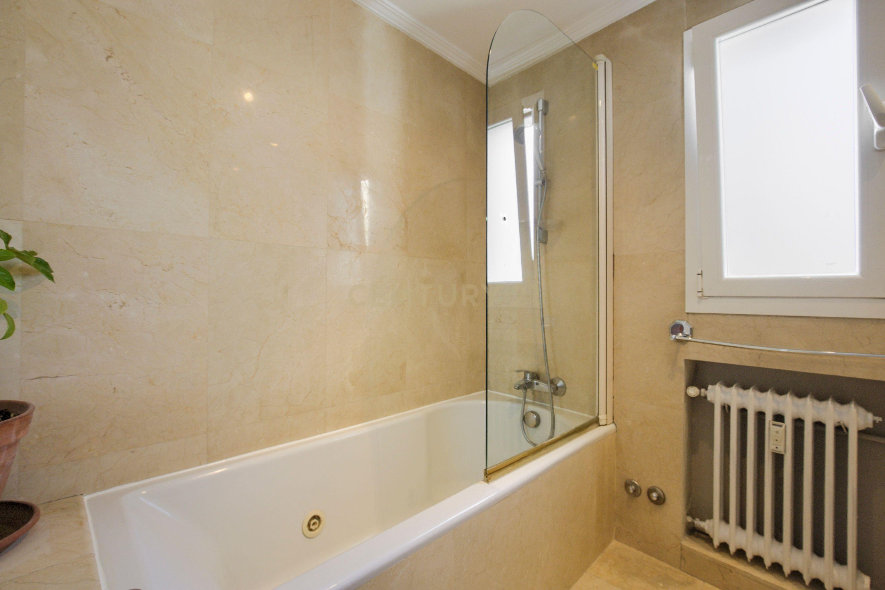 - Image 8