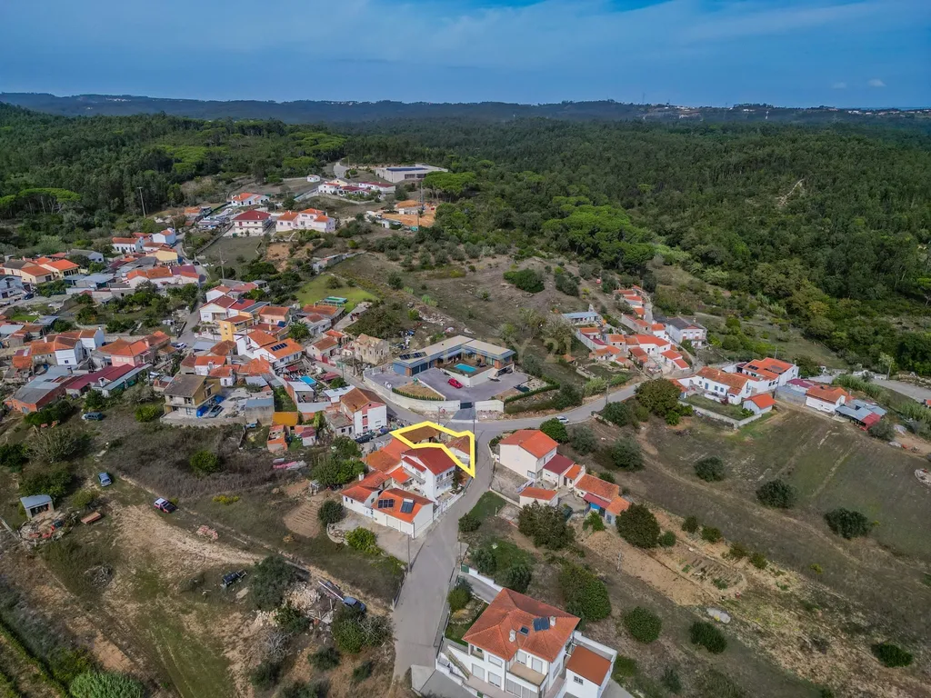 Casa típica portuguesa para remodelação a poucos minutos das praias da Figueira da Foz - Image 23