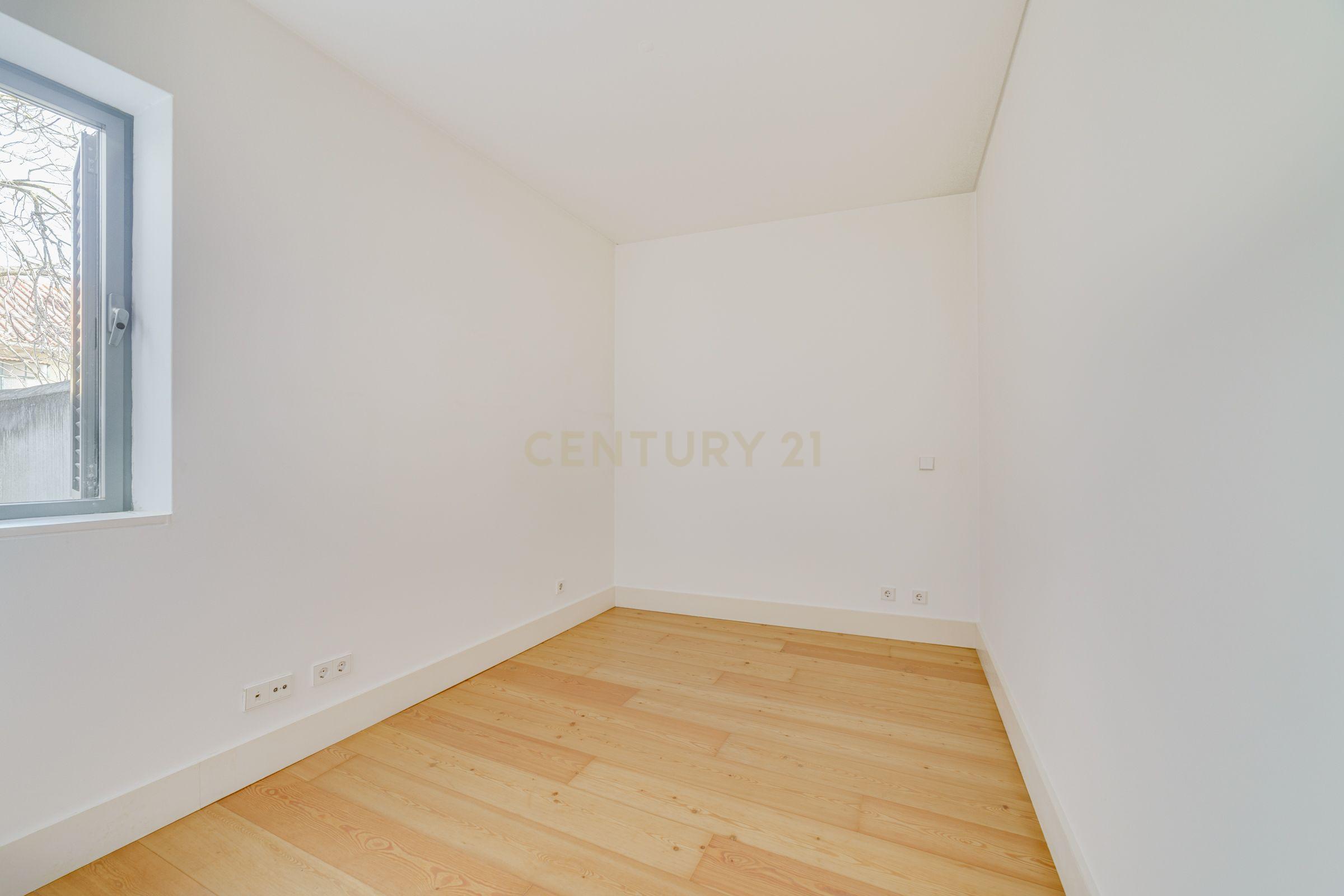 Encantador T2 de 81,5m² no coração do Príncipe Real - Image 14