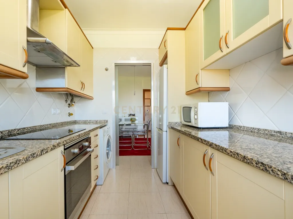 Apartamento T1 para Arrendamento em Rio de Mouro – Mobilado, Equipado e a 2 Minutos do Alegro Sintra - Image 11