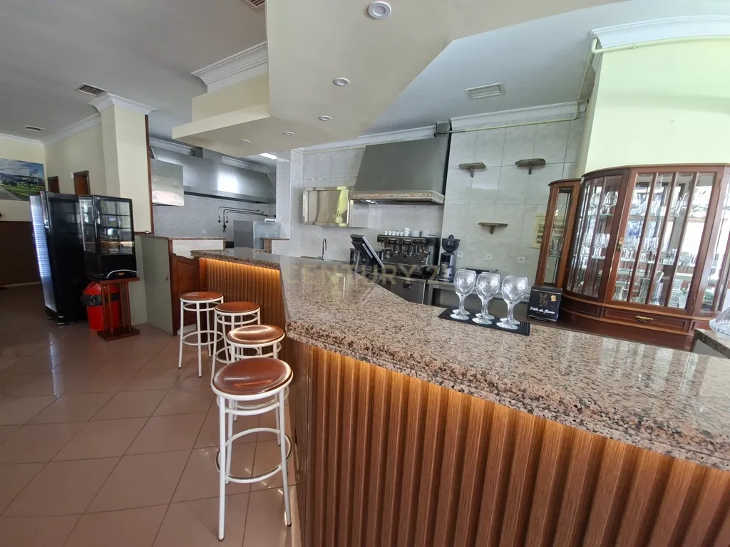 Trespasse de Restaurante pronto a funcionar em Famalicão - Image 9