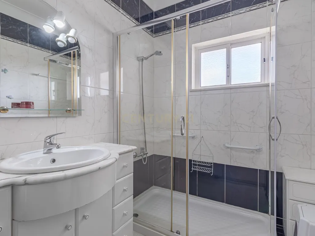 Apartamento T2 para Venda em Lagos - Image 7