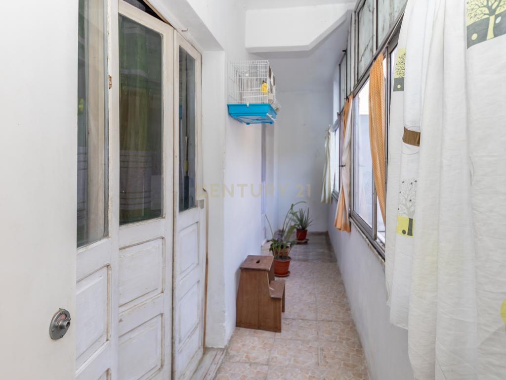 Apartamento T3 no Feijó com logradouro de 261 m2 - Image 11
