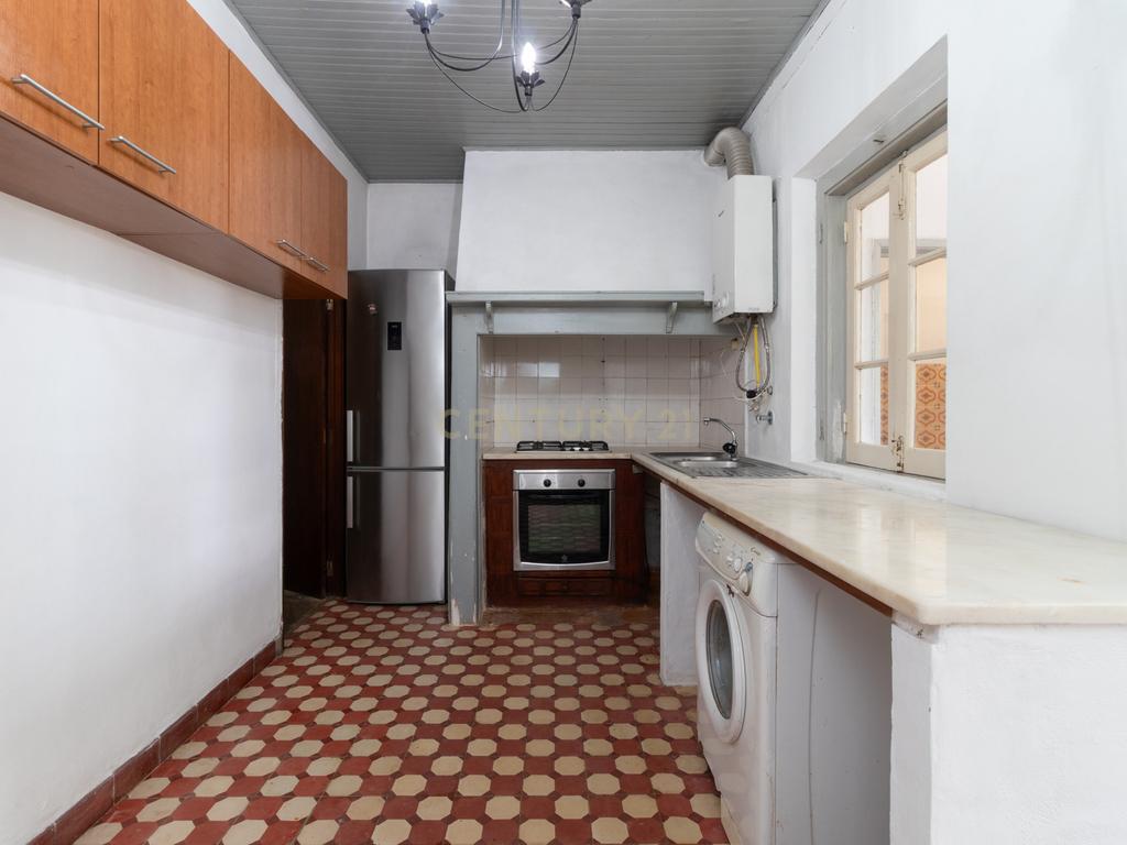 Moradia T3 com Jardim e Garagem em Santarém, Abrantes - Image 22