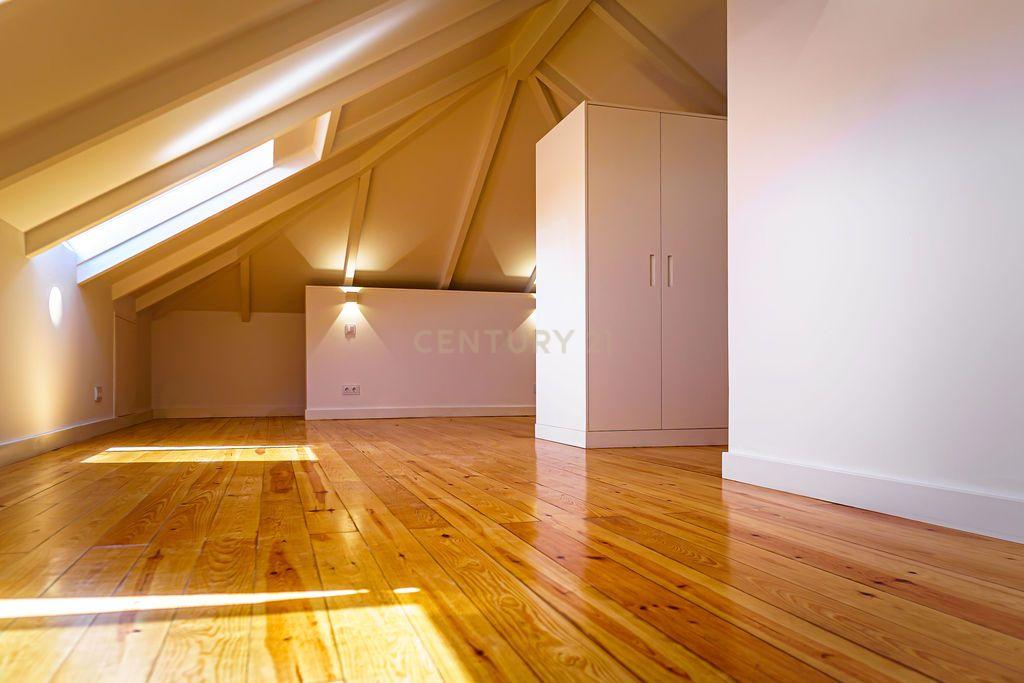 Apartamento T3 à venda em Mina de Água, Amadora — foto 27