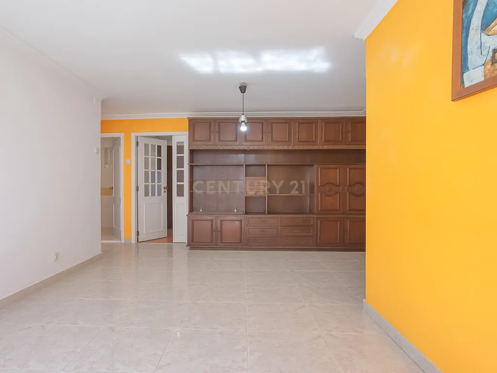 Apartamento T3 em Marvila, Lisboa - Oportunidade Única! - Image 14