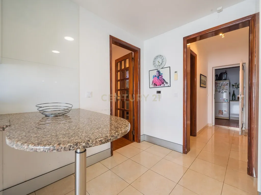 Moradia T4 com piscina | Cascais - Image 28