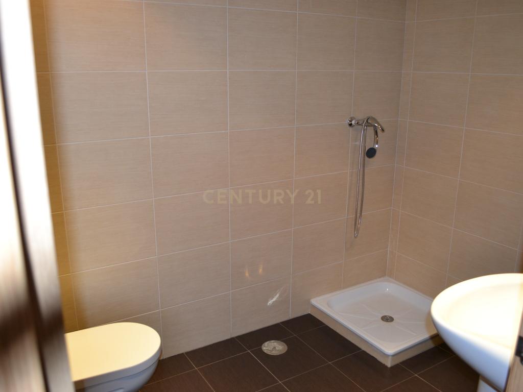 Moderna Moradia T3 em Cáceres com Vista e Acessibilidade - Image 13