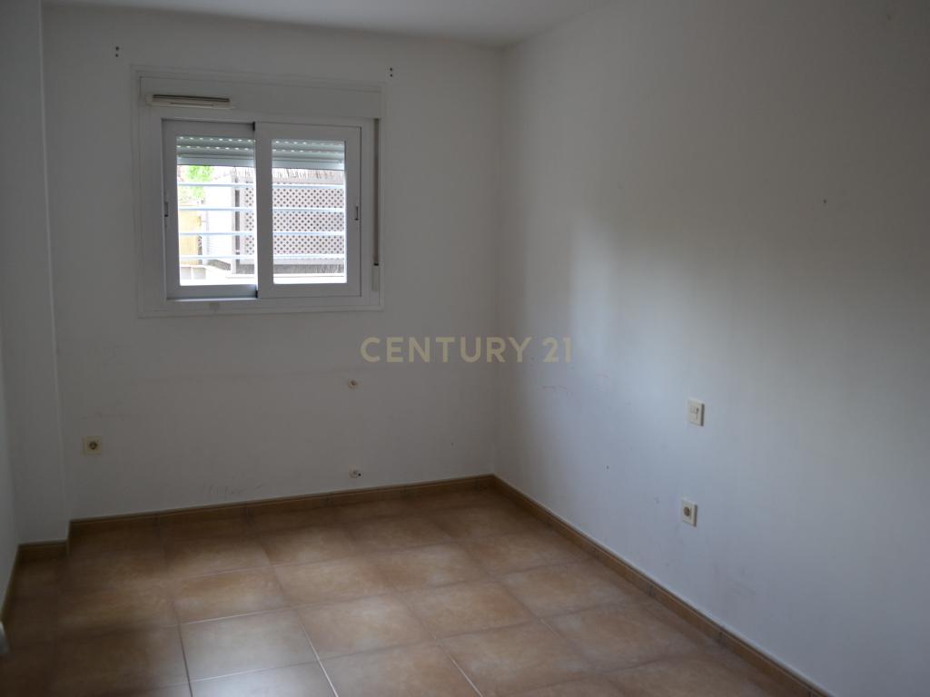 Moderna Moradia T3 em Cáceres com Vista e Acessibilidade - Image 15
