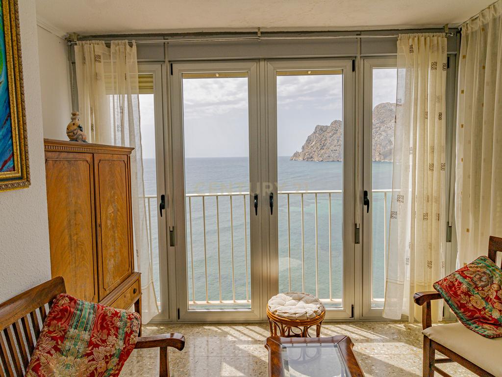 Ático para longa duração em primeira linha de praia em Calpe com vistas espetaculares para o mar - Image 11