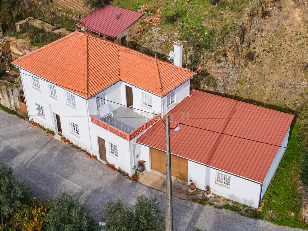 Moradia T5 quartos - Pampilhosa da Serra  - Image 1
