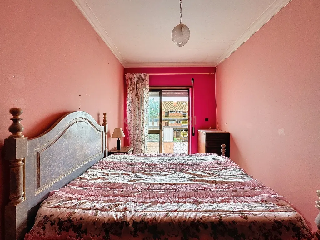 Apartamento T2 - Arrendamento - Bem localizado na Nazaré - Image 15