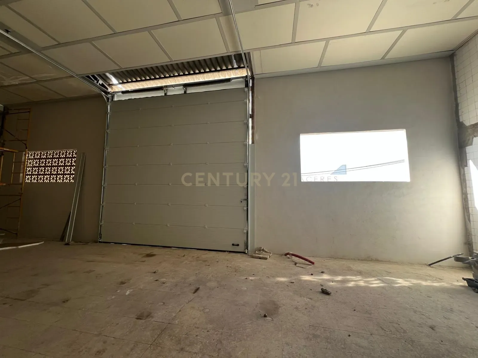 Fábrica Nova em Extremadura - 340m² por 129.000€ - Image 4