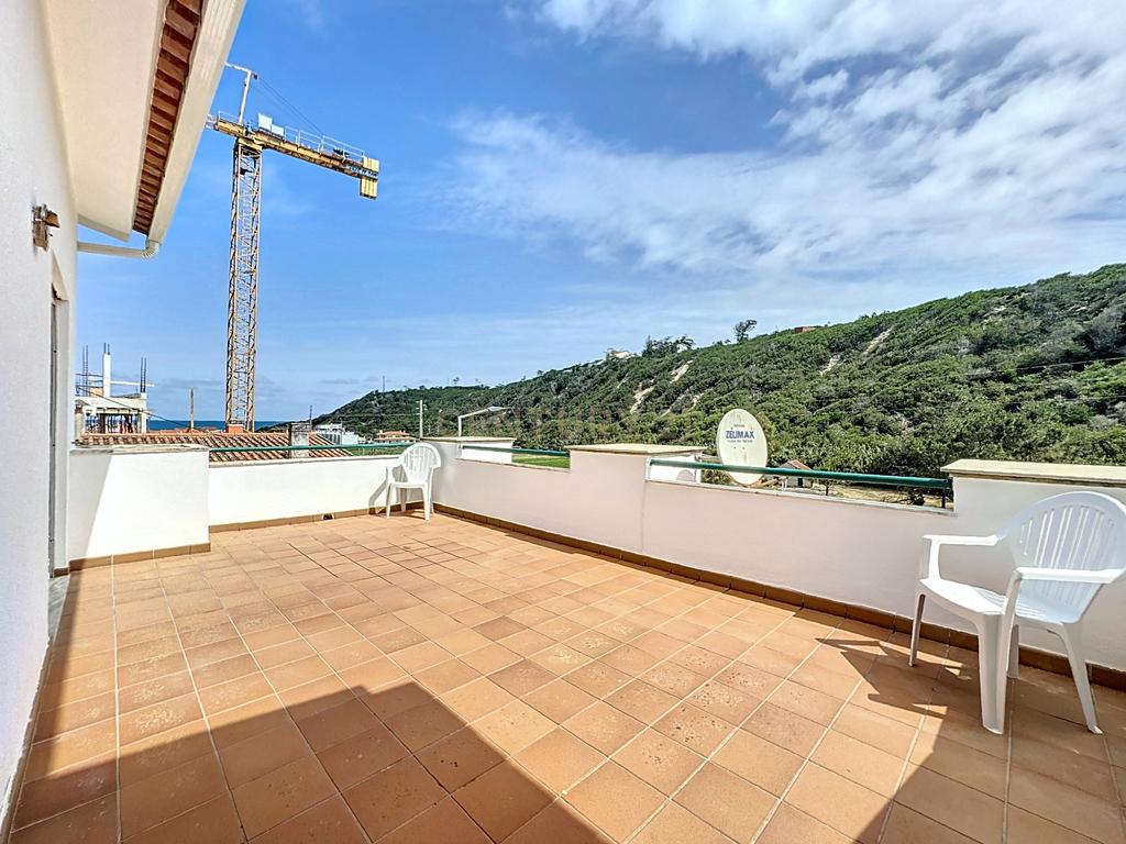 Apartamento - T2 - Praia Paredes da Vitória - Terraço - Vista Mar - Garagem - Image 1