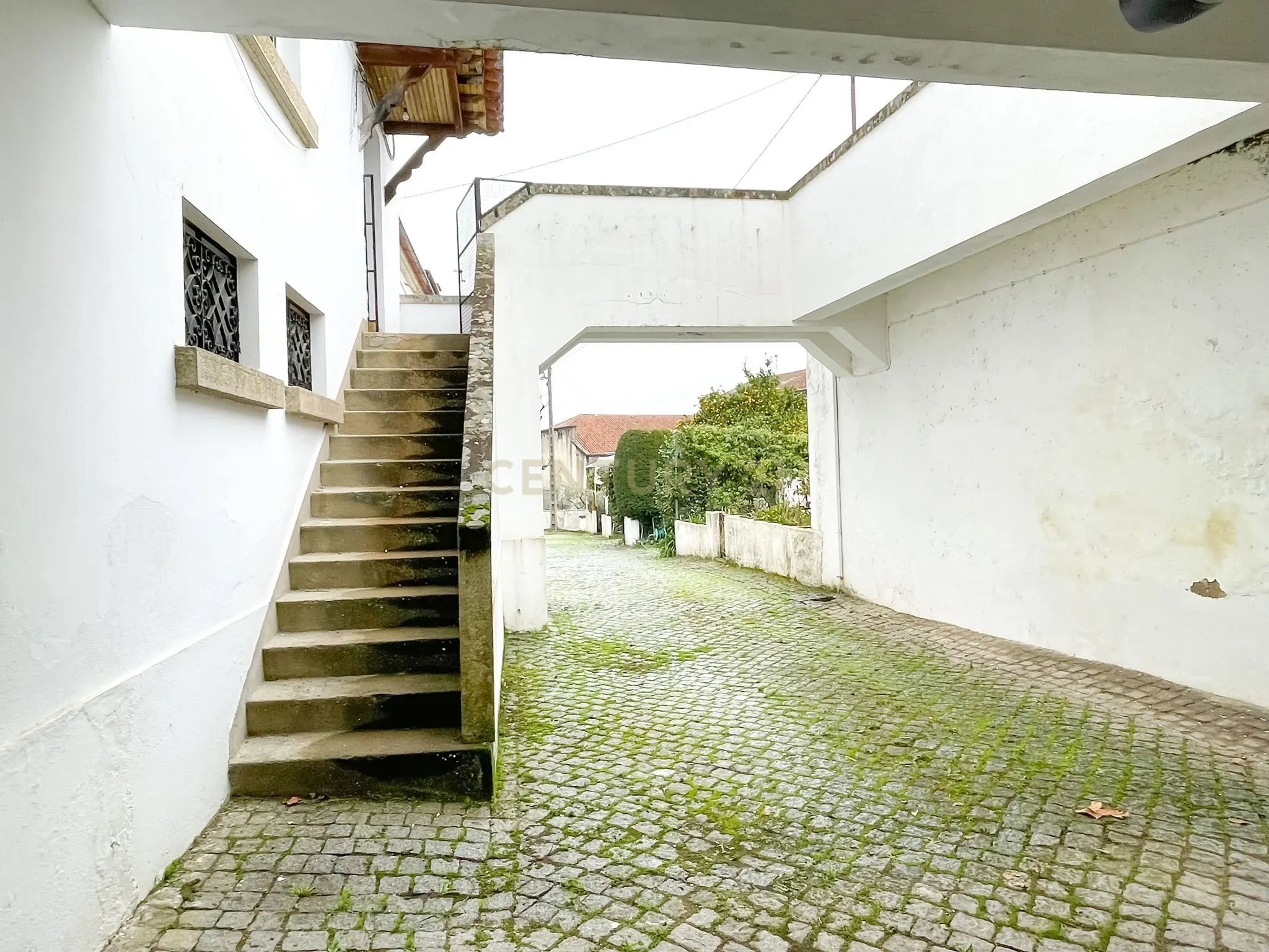Moradia de arquitetura tradicional - Tortosendo, Covilhã - Image 4