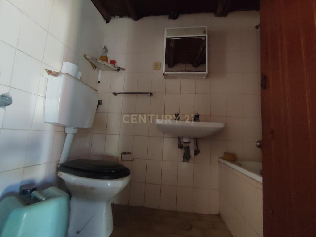 Moradia T3, com anexo, Sobral do Campo, Castelo Branco - Image 10