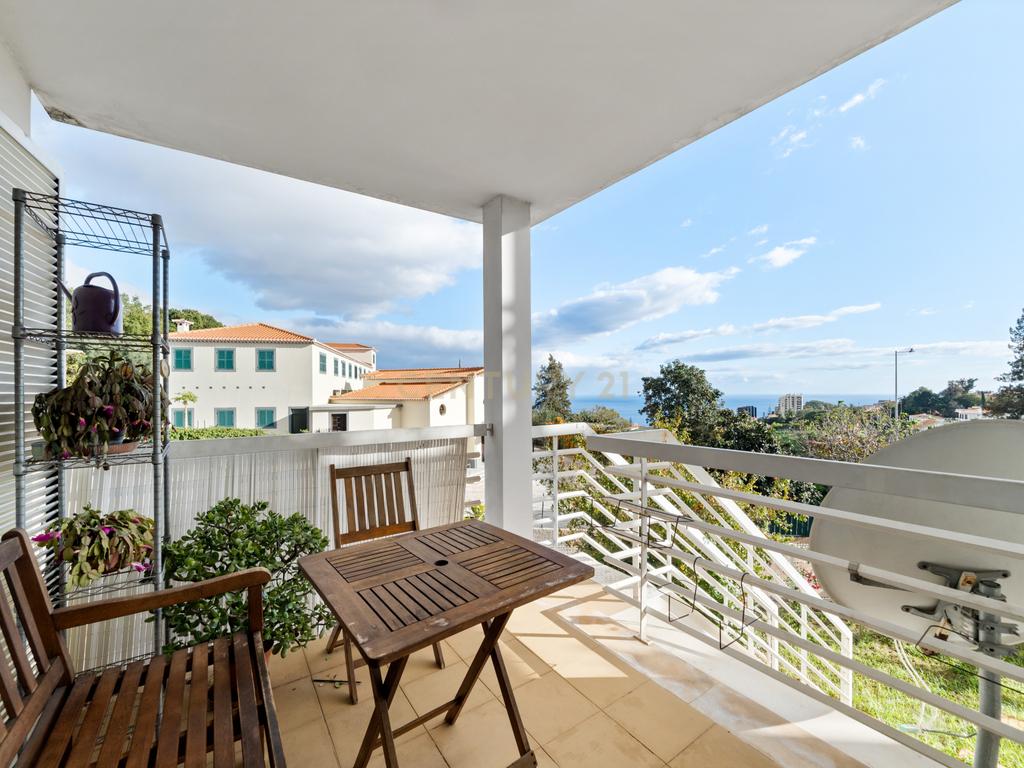 Apartamento T2 à Venda, com Jardim e Vista Mar - Pilar, Funchal - Image 9