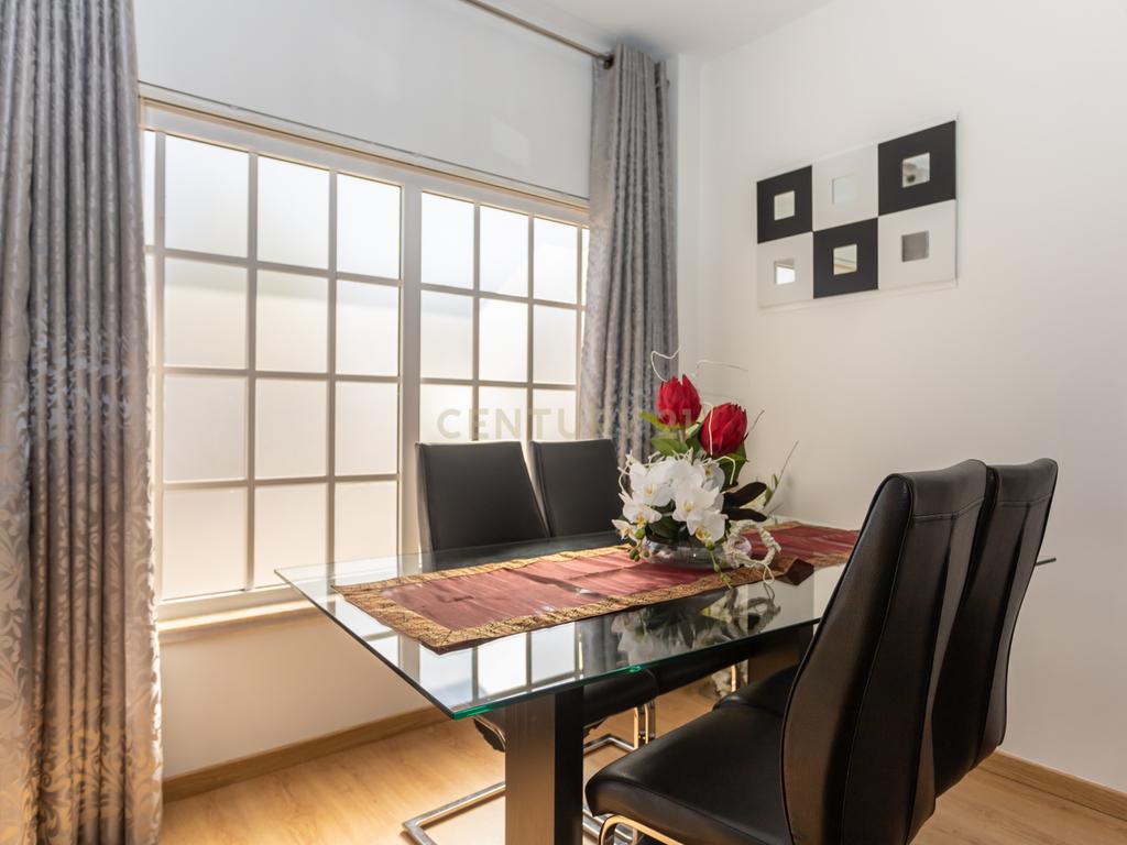 LOJA TRANSFORMADA EM AMPLO APARTAMENTO T1 REMODELADO EM PAIO PIRES - Image 9