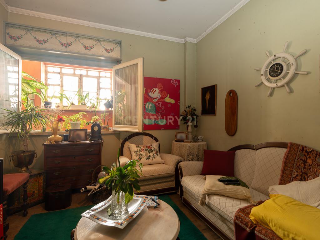 Apartamento de tipologia T3, com cerca de 115 m2, 2 WC, despensa, localizado numa das artérias principais da cidade de Odivelas, mais concretamente na Rua Professor Dr. Augusto Abreu Lopes. - Image 20