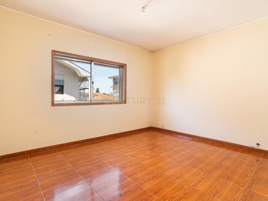 Prédio para Venda em Águas Santas, ideal para investimento – Maia - Image 19