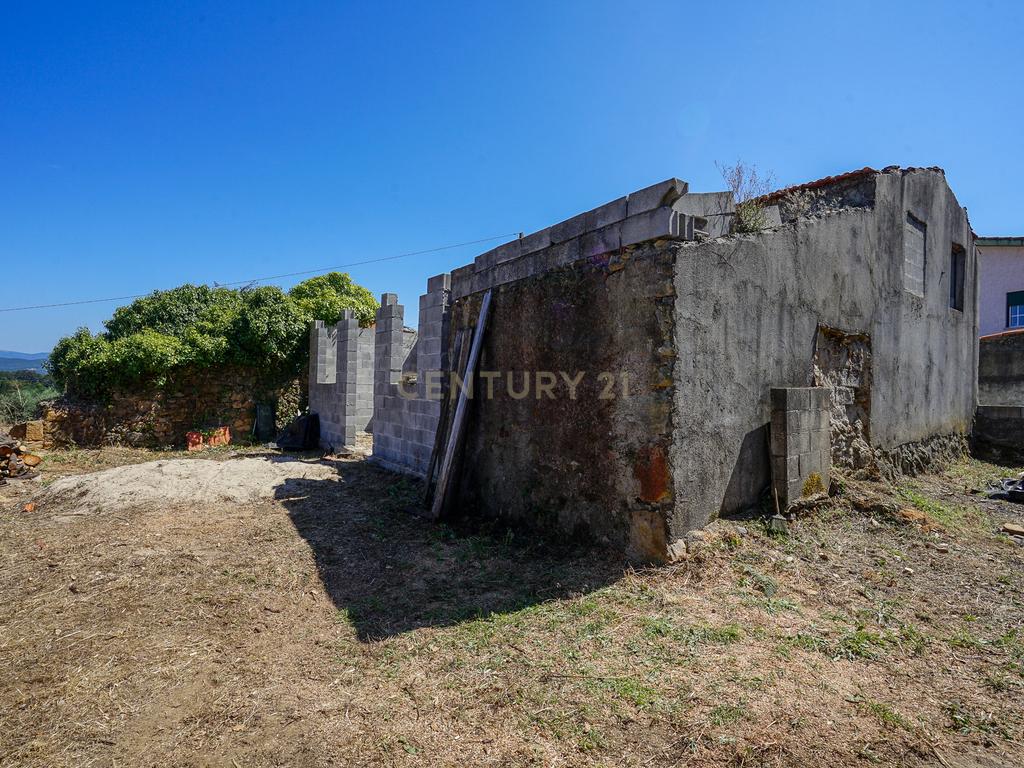 Casa Usada em Arrifana, Vila Nova de Poiares - 109m² por 24.900€ - Image 12