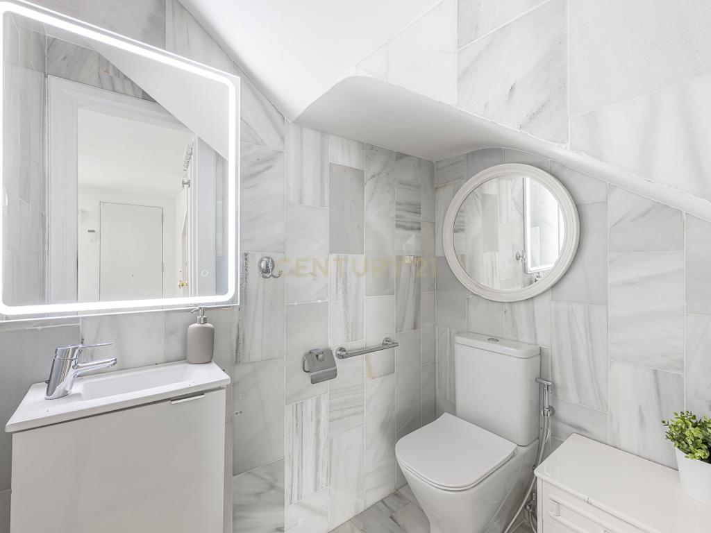  - Image 12