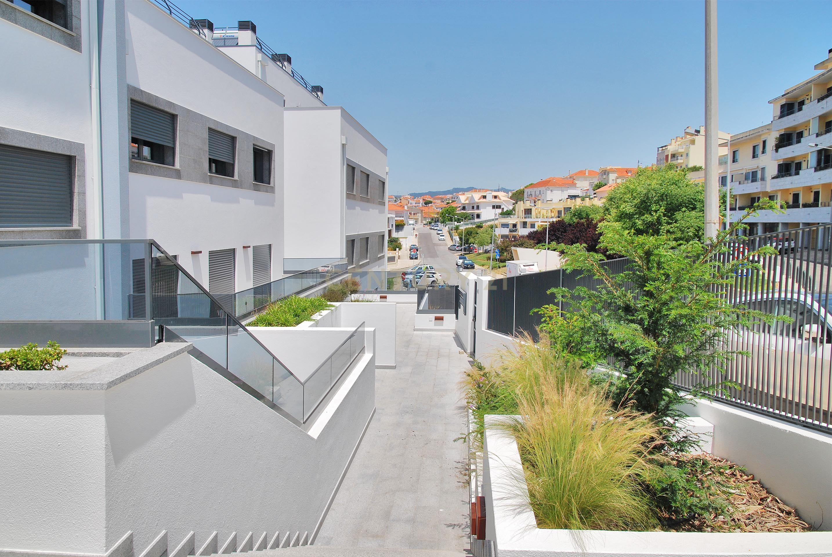 APARTAMENTO T1 | LUGAR ESTACIONAMENTO | TERRAÇO | PENTHOUSE - Image 4