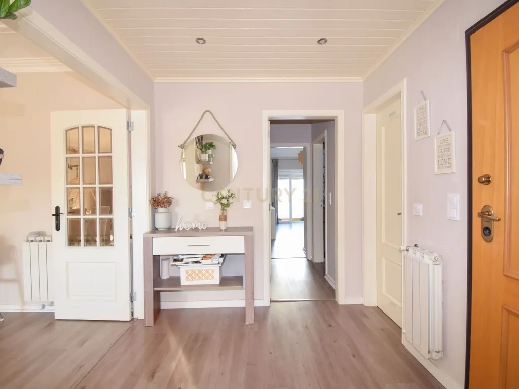 Apartamento T3 com garagem, em São Domingos de Rana, Cascais, - Image 21