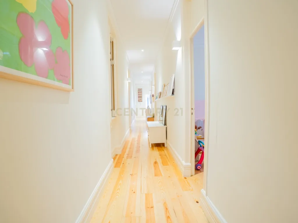 Apartamento T5 de Charme com Jardim Privativo nas Avenidas Novas | Avenida 5 de Outubro, Lisboa - Image 42