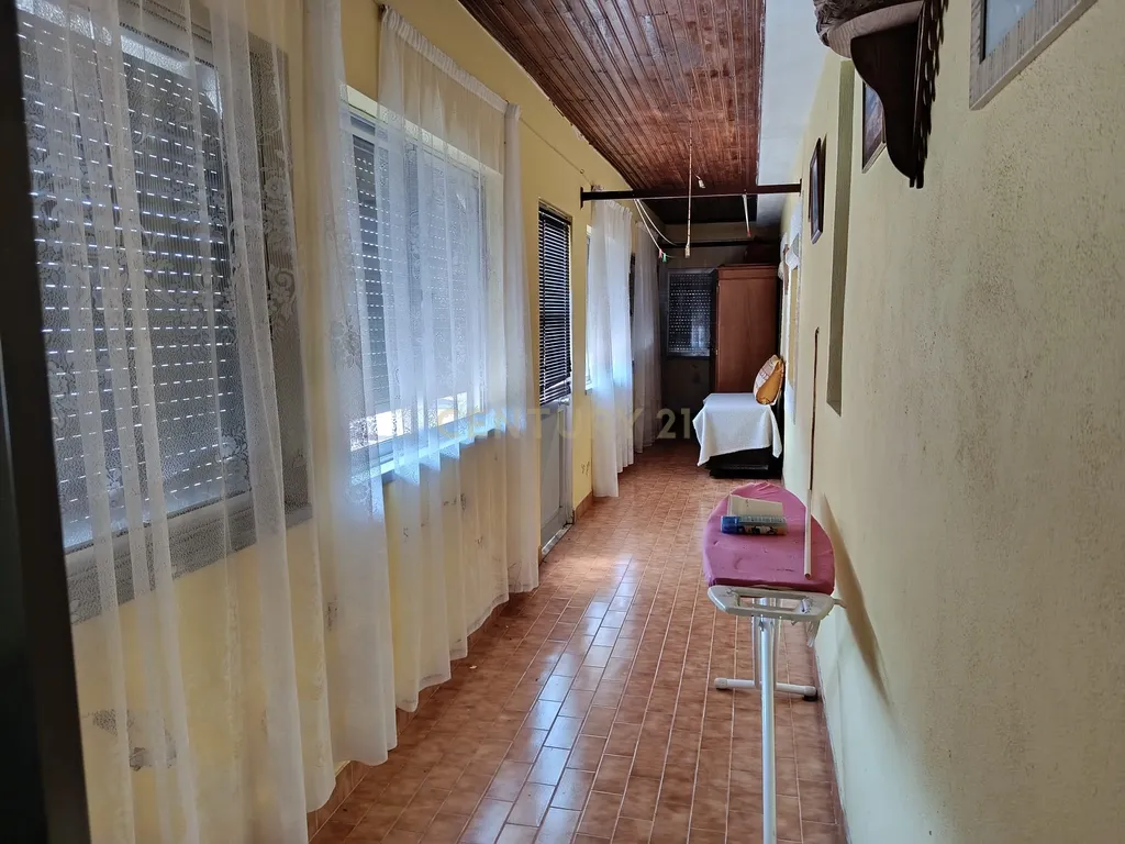 Moradia T4 com Terreno - Salsas - Bragança - Image 31