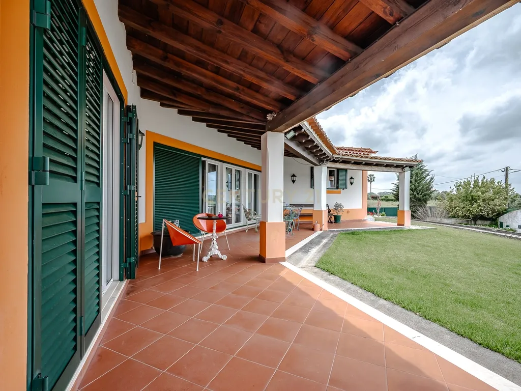 Moradia de sonho com Piscina, 7 Divisões e com Terreno 8461 m2 – Excelente Localização, a 40 minutos de Lisboa ! - Image 53