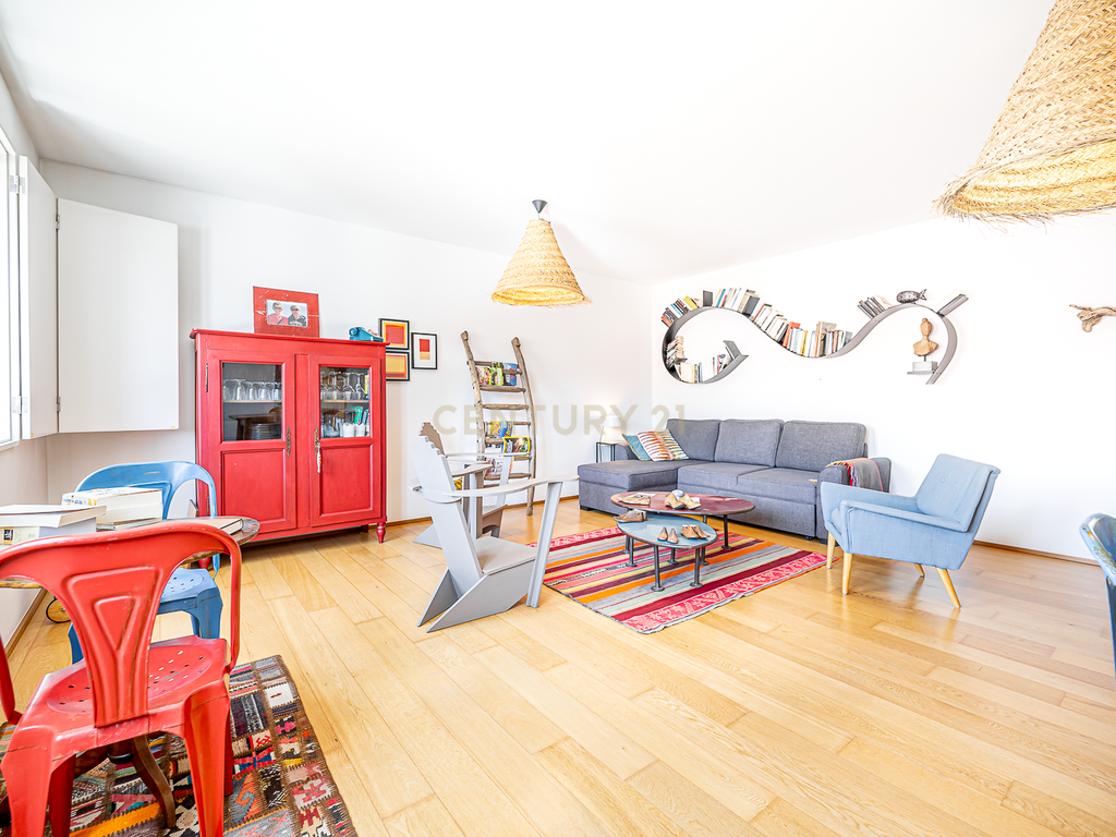 Apartamento T3 com terraço, garagem e elevador na Rua do Benformoso, em Lisboa - Image 7